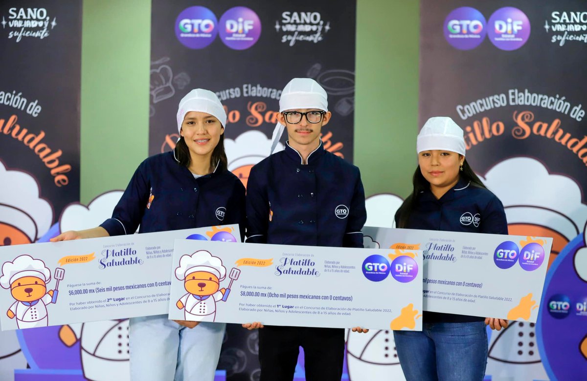 DifYuriria's tweet photo. La alcaldesa María De los Ángeles López Bedolla, Prof. Rogelio Salazar Salazar y personal del DIF Yuriria, le envían al joven Jared Méndez Orozco una enorme felicitación por su participación en concurso del platillo saludable, “Guanajuato se nutre con grandeza 2022. https://t.co/JNc3Hdebz2