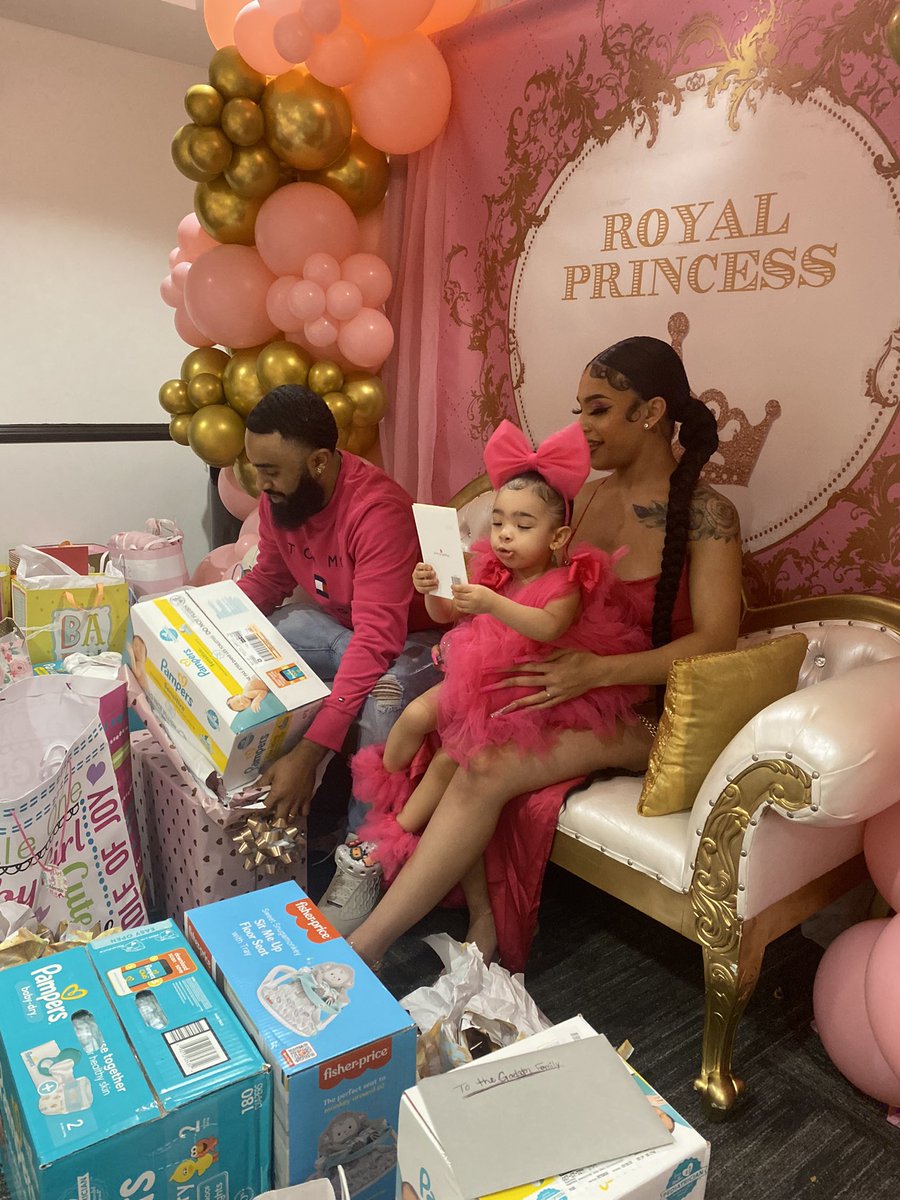 DeeforDevill's tweet photo. baby shower dump 1💗 https://t.co/RoXxXBH9hM
