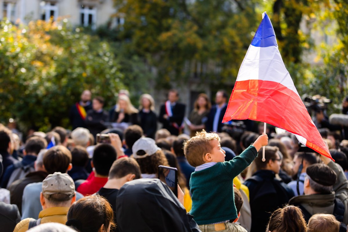 ZemmourEric's tweet photo. Protégeons nos enfants. 

#Lola https://t.co/y8dZQFn9NF