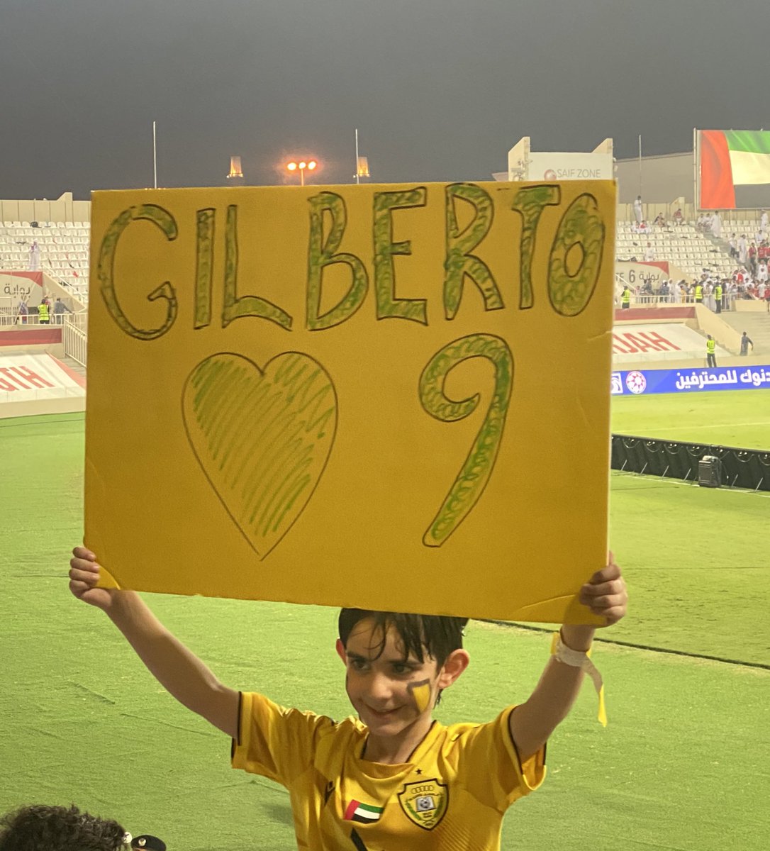 dxboy_55's tweet photo. #Giba 💛✌️ https://t.co/EnjvXL5PF3