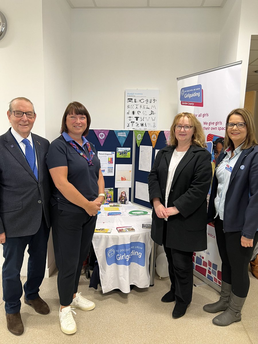 ScotChiefTeam's tweet photo. Attended the Pencil Express display launch at @Aberdeenshire Westhill Library. Well done to all at @GuidingGordon for the displays and activities. #pencilexpress https://t.co/Gwe8p2t9RZ