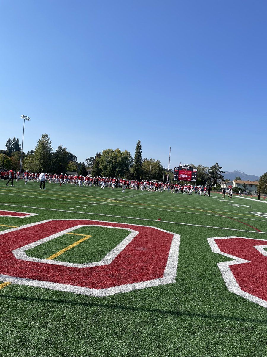 TylerMikel4's tweet photo. Had a fun experience @Boxer_Football yesterday. Thank you to the coaches for having me. @Coach_Taura https://t.co/SUSYHtwoA2