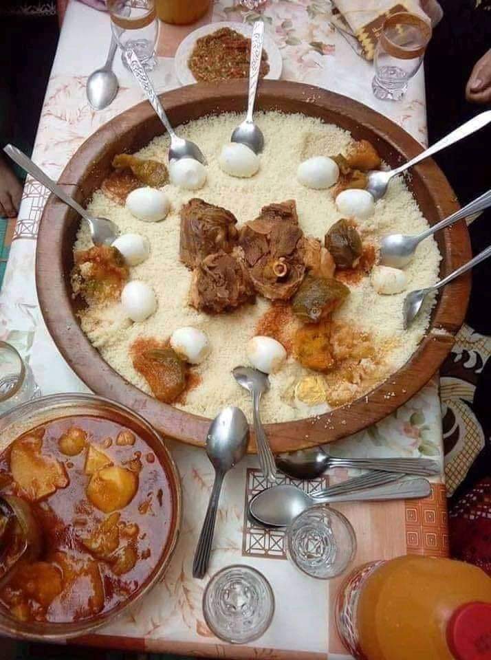 liline_bel's tweet photo. الكسكس الجزائري الراعي الرسمي ليوك الجمعة والمناسبات والاعياد #اكله_تعدل_المزاج https://t.co/D0n3rpbROB