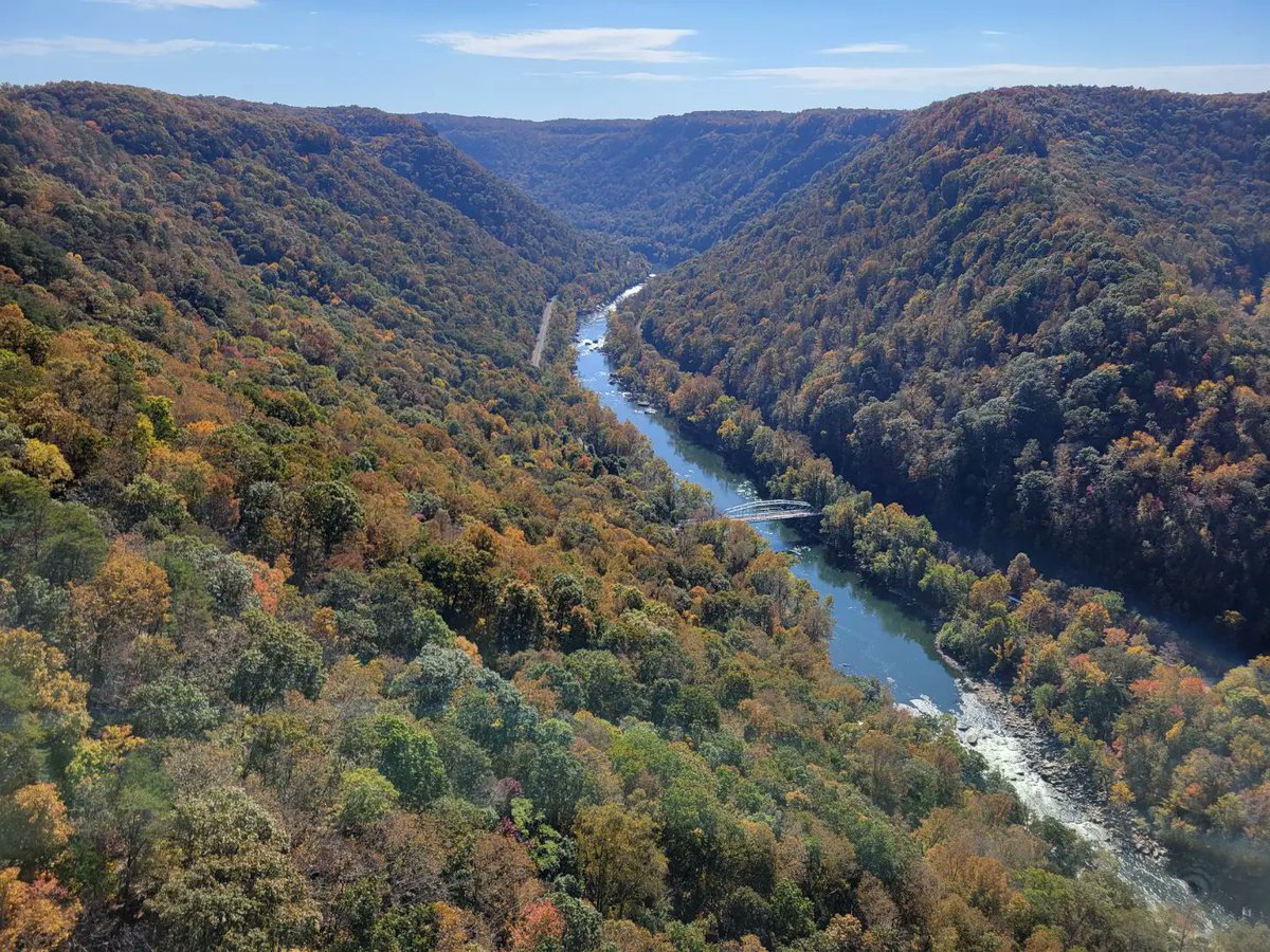 Sam4WV's tweet photo. We spent Bridge Day spreading the word to droves of West Virginia voters: Vote NO on WV's Constitutional Amendments. Stop this Power Grab! We lose independent checks &amp; balances on our government if these amendments pass. 🧵 #WVPowerGrab #wvpol https://t.co/yxatRnzhhz