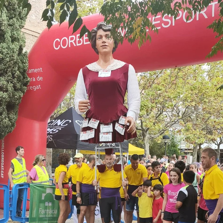 ERCCorbera's tweet photo. Avui també hem assistit a la 8a cursa de la dona. Quines cracks que tenim al poble! Gràcies @cinccims #cursadeladona #cinccims #GegantaMagdalena #CorberadeLlobregat #BaixLlobregat #ERCCorberadeLlobregat @gegants_de_corbera https://t.co/FOMfxKx5iY