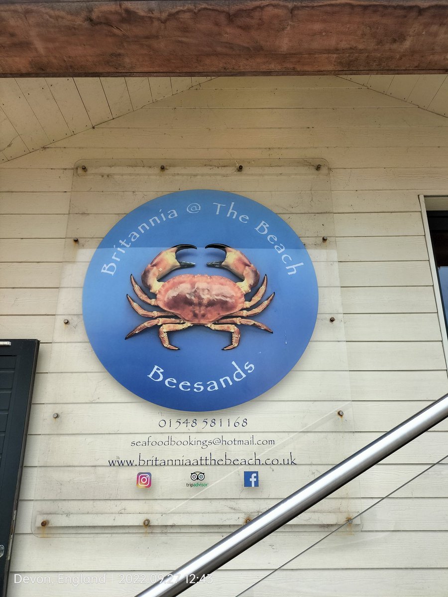 taste_bath's tweet photo. Last visit this year to the coast? Fantastic seafood takeaway #britanniaatthebeach #beasands fresh scallops every time 😋 https://t.co/njAUjmke14