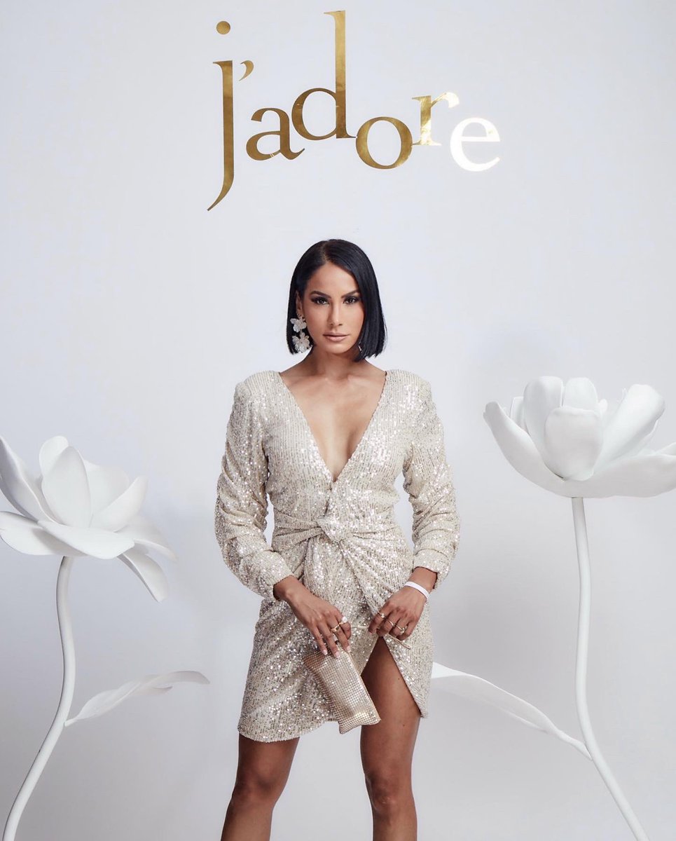 AbrahamsCandice's tweet photo. A beautiful launch at Shepstone Gardens for #DiorBeauty #CestCaQueJadore J'ADORE PARFUM D'EAU ✨captured by #NickboultonSA https://t.co/2h8GodViFf