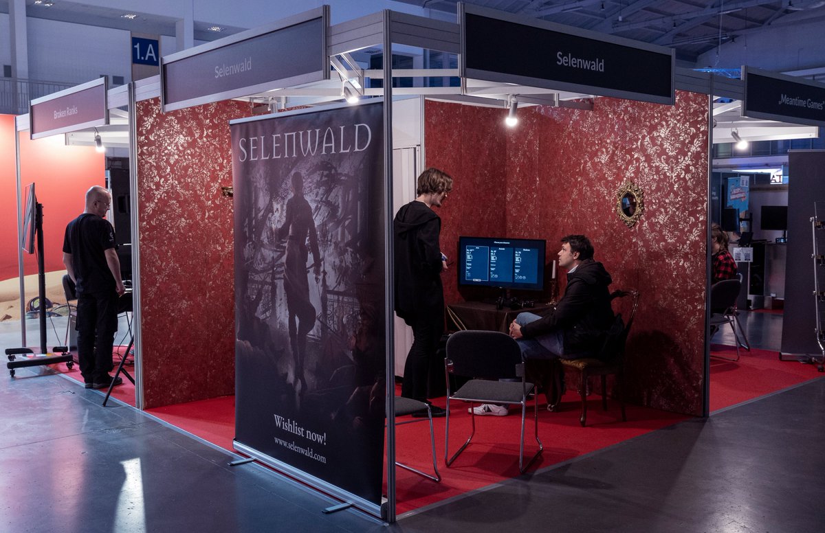 selenwald's tweet photo. Thank you for visiting our booth last week at @PoznanGameArena! It was amazing to meet all of you and see you enjoy the early demo of the game. Until next time!

#PGA2022 #PoznanGameArena #PGA #indiedev #indiegamedev #roguelike #rpg #baroque #darkfantasy https://t.co/um8SErq9Rn