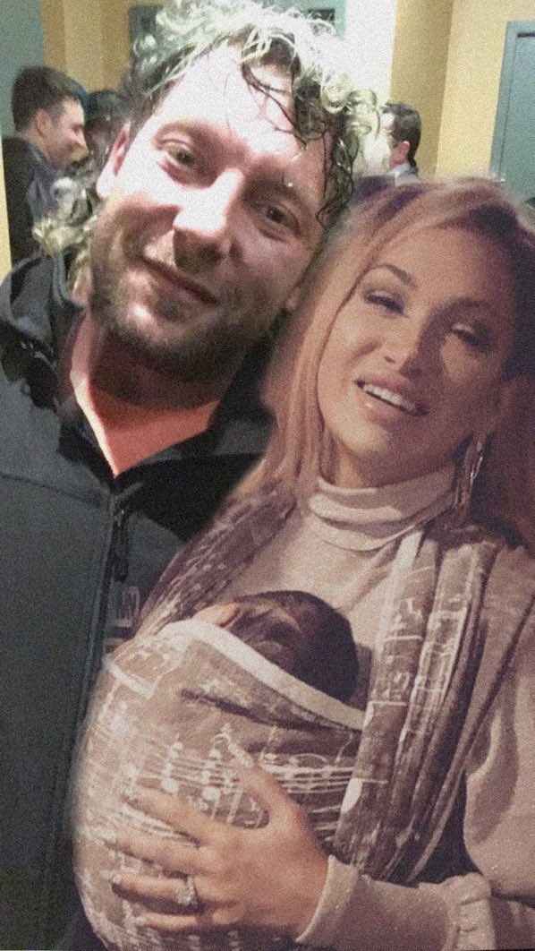 HerBrokenWays's tweet photo. Happy Birthday to beloved bud. 39 never looked so good @HeHas6Stars 💜✨ https://t.co/WdJfotk2gy