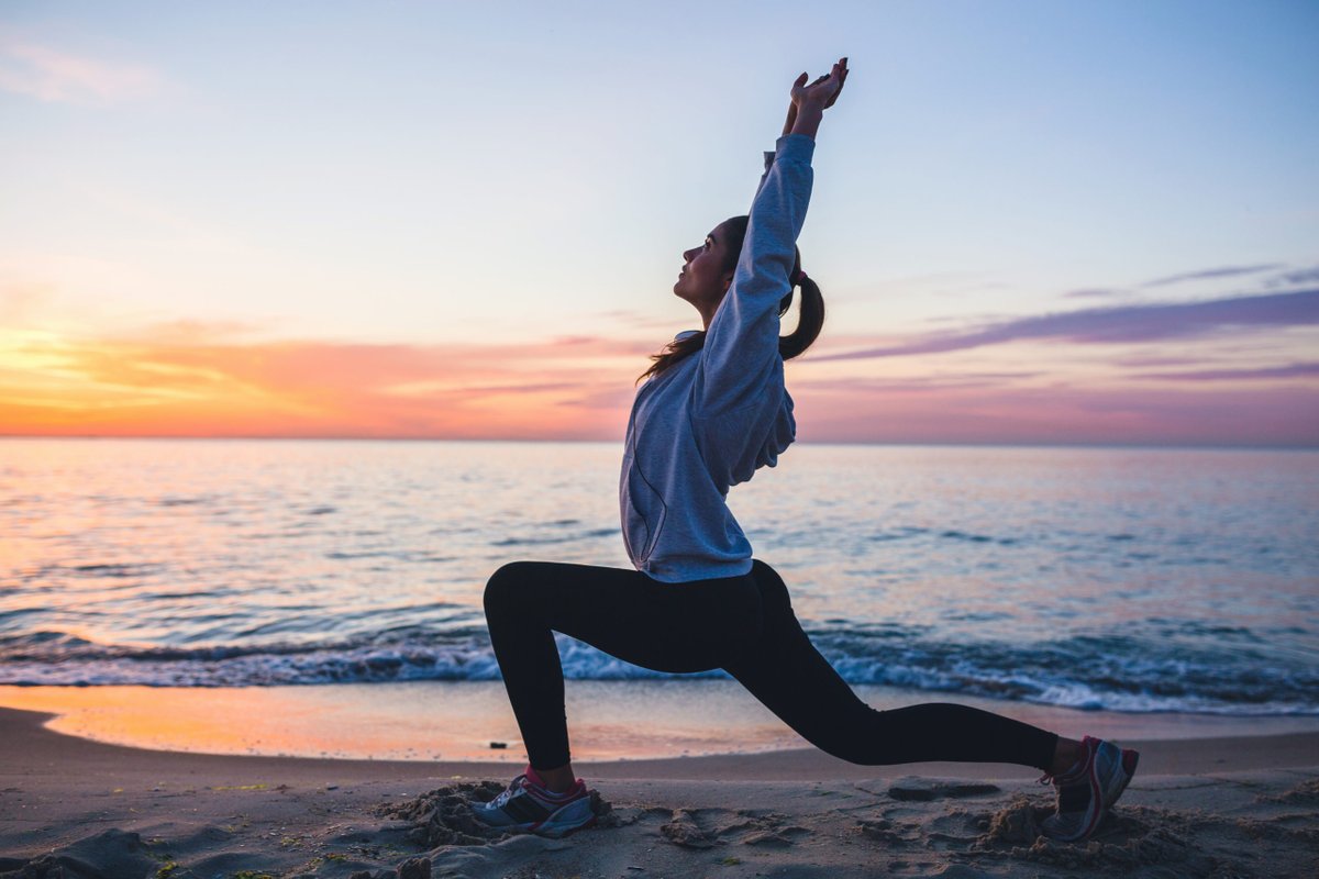 BeautyCrazyLife's tweet photo. Do you know what time of day your body is most productive?According to Chinese medicine, each hour of the day is associated with different organs and activities. https://t.co/v6wjqTTDEY #blogger #bloggerlife #blogtober #falltimeisthebesttime #autumnvibes #bloggertribe #fallvibes https://t.co/GsqiDmCZMN