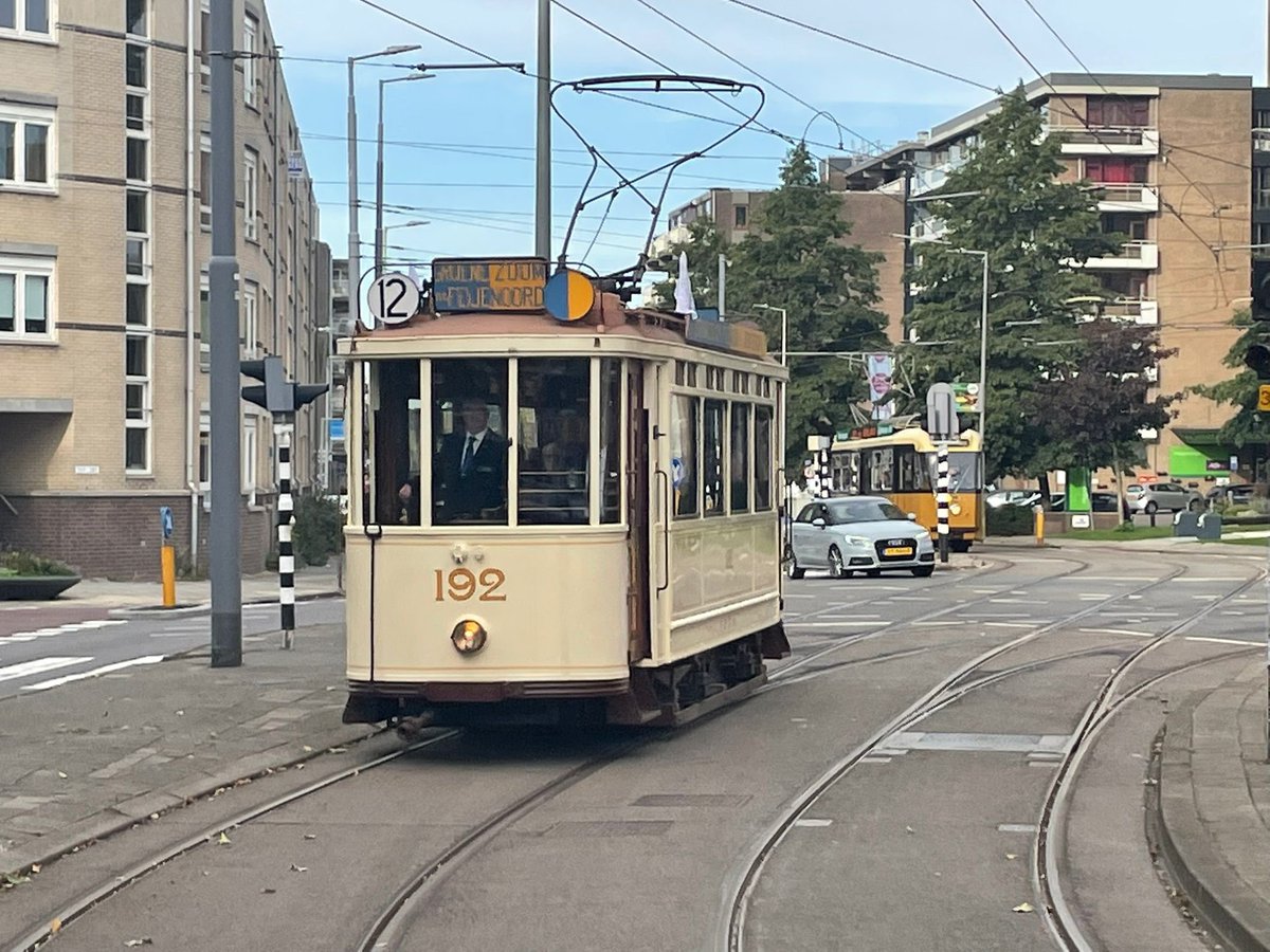 Lijn10's tweet photo. We hebben een ongelofelijk leuke verjaardag achter de rug. Dank voor alle felicitaties en fijn dat zoveel mensen erbij konden zijn en heel veel Rotterdammers van onze tram- en busparade konden genieten. @RETRotterdam @mbunck @SaidKasmiD66 https://t.co/aiZoRF7ci6