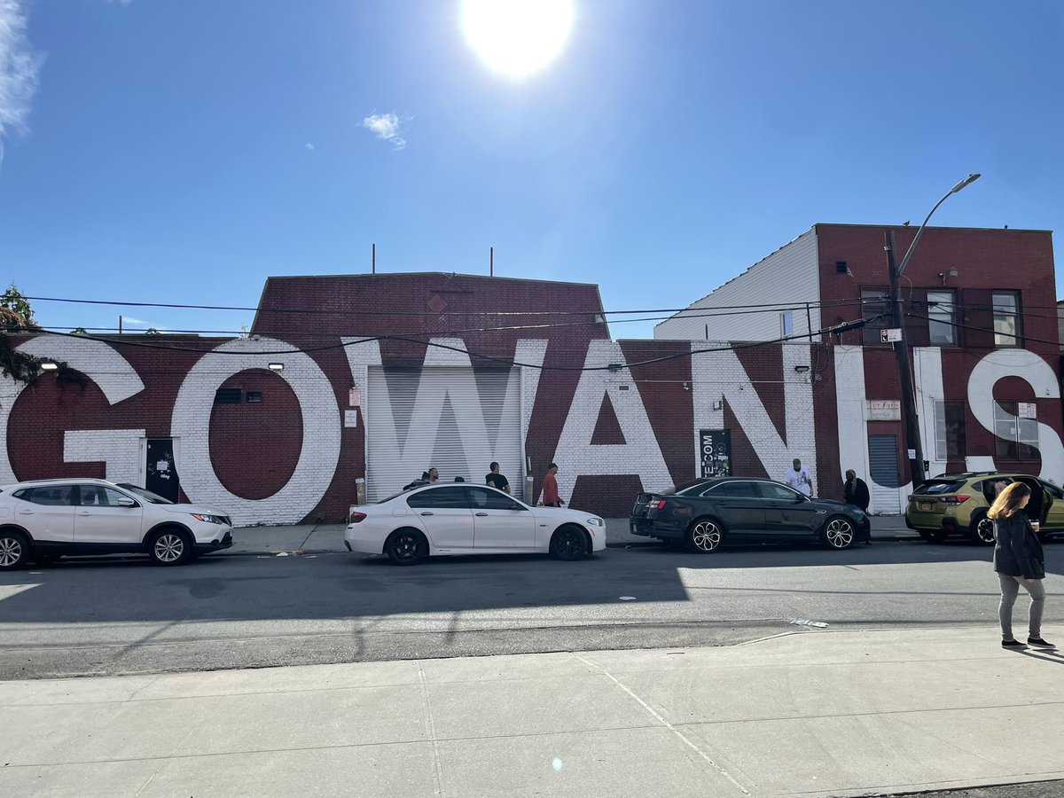 This mural celebrating the Gowanus neighborhood of Brooklyn gets a lil’ awkward when the grate goes up…