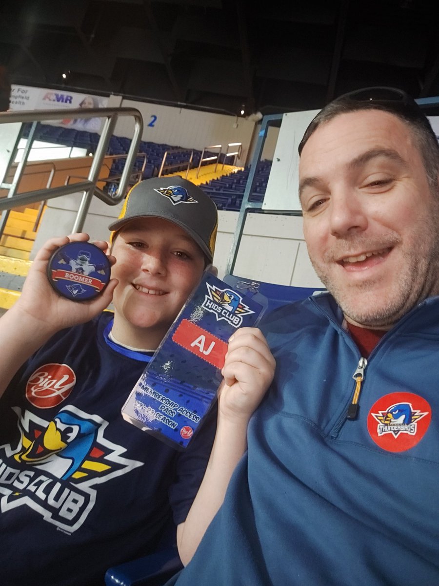 TCray413's tweet image. Sect 4 Row F Seat 2
#TweetYourSeat
Go Tbirds!