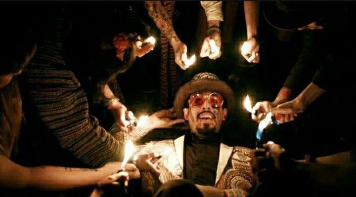 WillWoodFans's tweet photo. Happy 7 year anniversary to the "6up 5oh Copout (Pro/Con)" music video!! What's your favorite scene from it? What's your opinion on the song? Let us know! #willwood #eial #6up5oh6up https://t.co/kTQoyIqbeq
