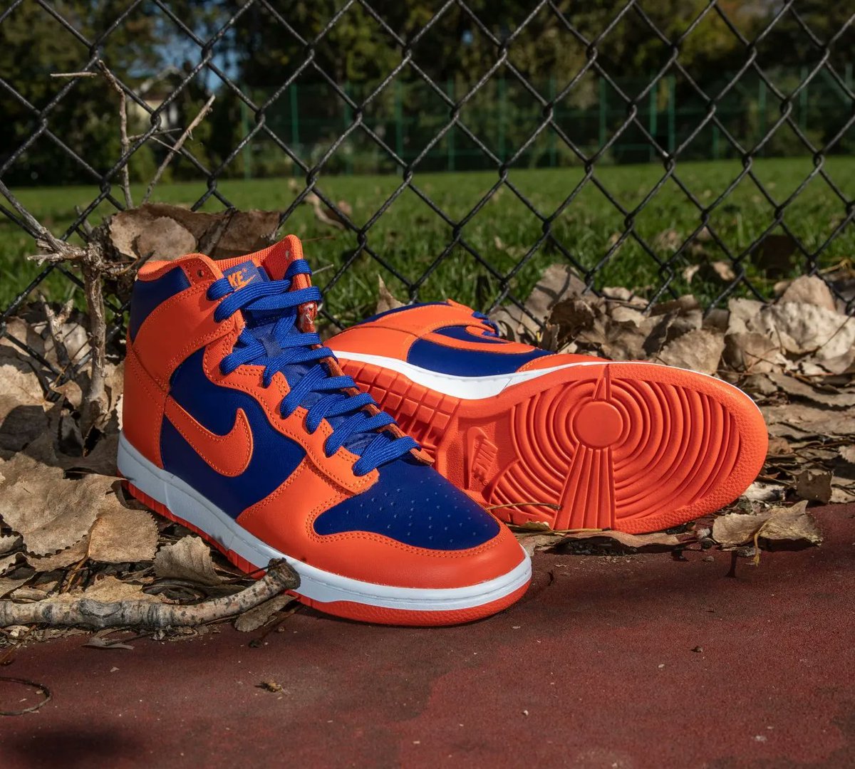 Restocked via SNS Nike Dunk High 'Knicks' => bit.ly/3CcjbAk