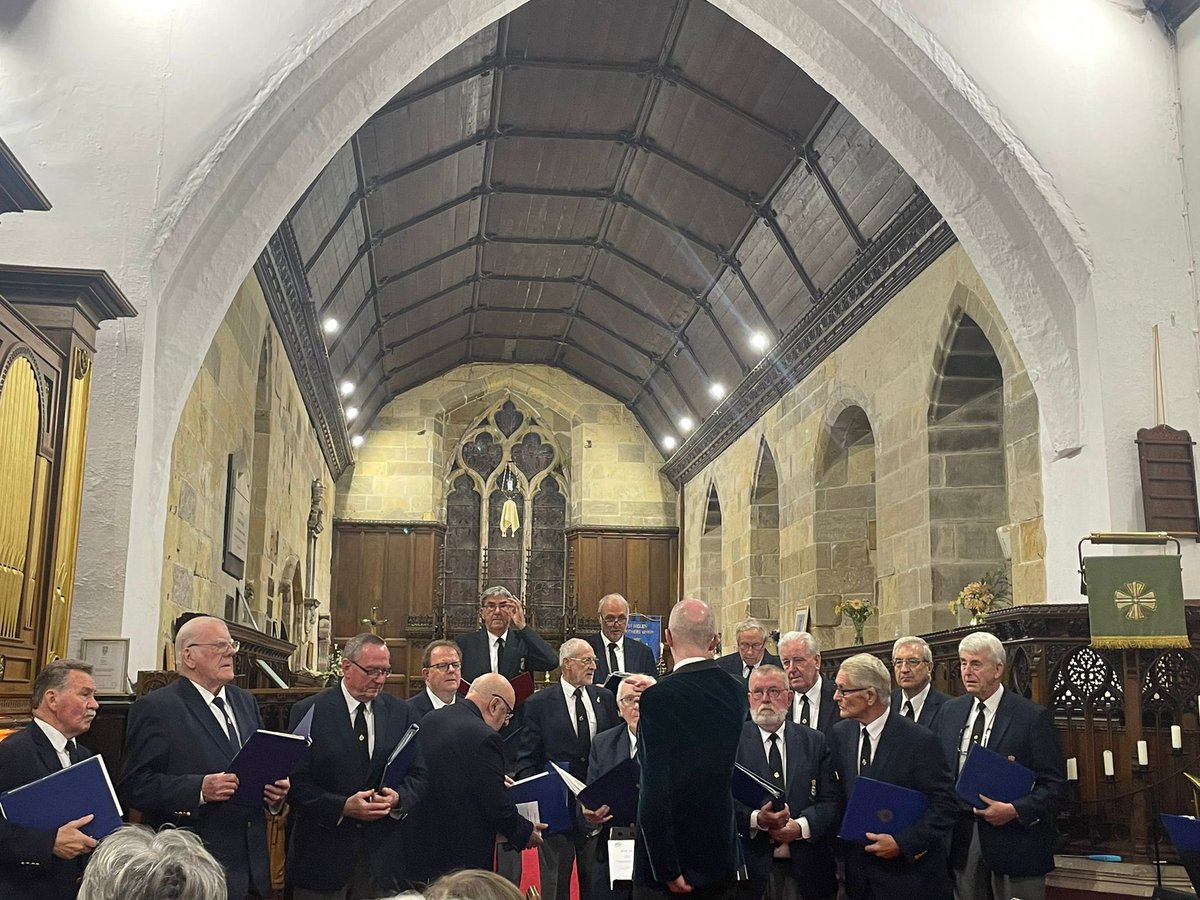 DCMVC1's tweet image. Thank you to everybody who came to our magnificent concert in St Helen’s last Sunday evening. Huge thanks to the committee for that superb  selection of cheese and wine during the interval. And a very special mention to Keith for stepping in as organist/singer and compere!