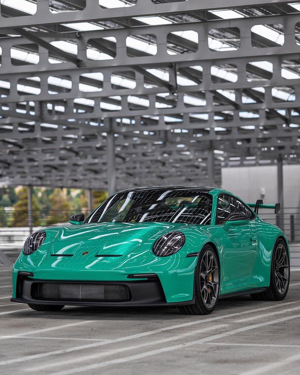 porsche_light's tweet photo. Perfect color? https://t.co/lZceil8GIR