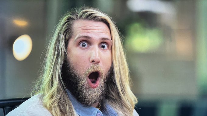 kinonikko's tweet photo. Me every episode of The Mole #TheMoleNetflix https://t.co/JD8ReMmBPl