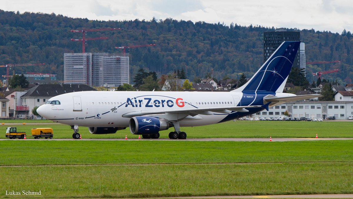 aviation_schmid's tweet photo. SA Novespace / Airbus A310 / F-WNOV / LSMD - 15.10.22

@Easyspotting @AirZeroG
#AvGeek #planespotting #planes #planespotter #aviation #aviationphotography #spotting #ZRH #ZRHAirport #ZRHmovements #novespace #airzergoG #airbus #a310 #fwnov #lsmd https://t.co/dJXz21Twtk