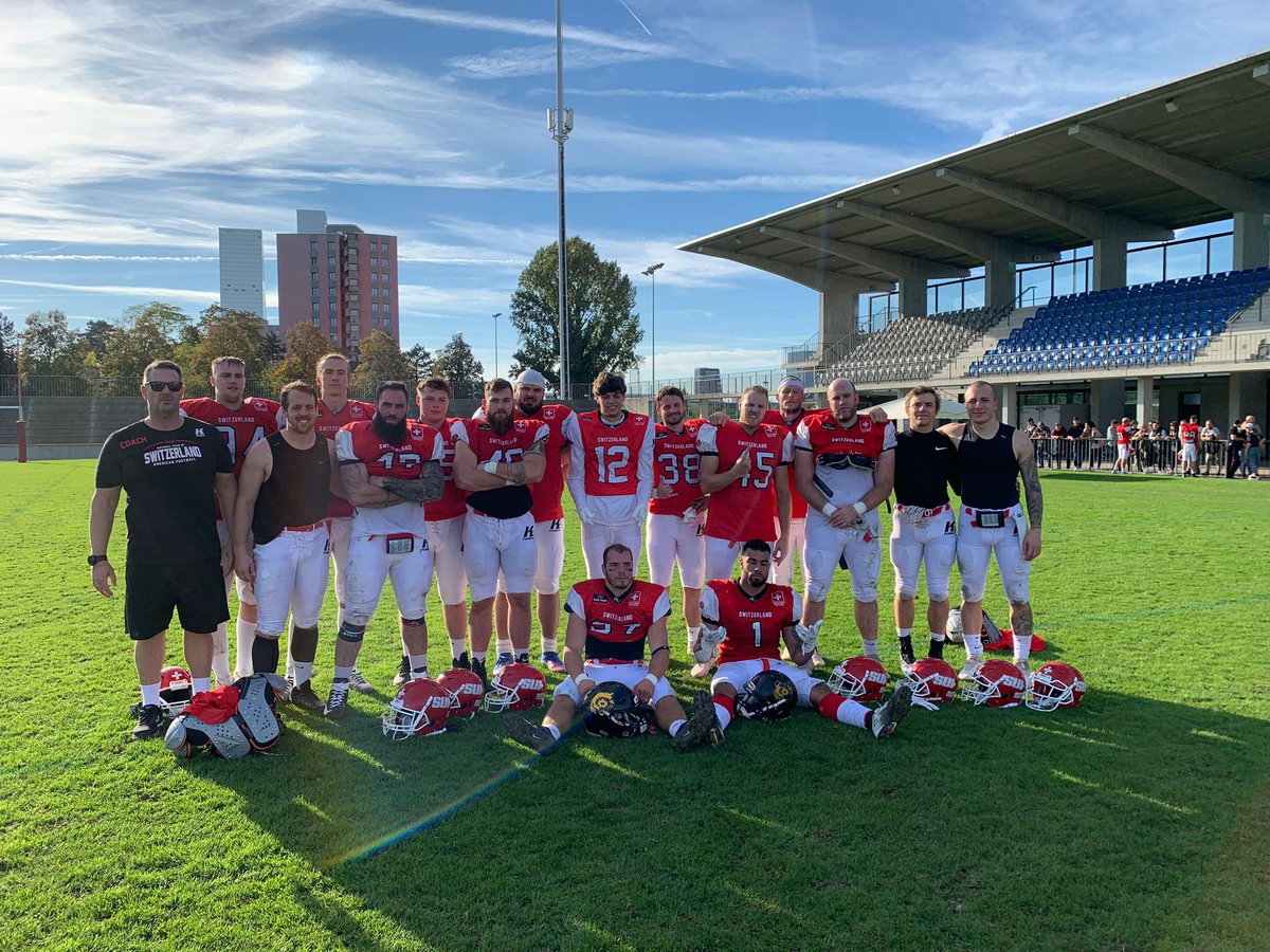 Heute hiess es 🇨🇭 vs. 🇸🇪 im Stadion Rankhof in Basel. In der Nati sind auch Grizzlies vertreten. Schweden entschied das Game 0️⃣6️⃣:3️⃣1️⃣ für sich.