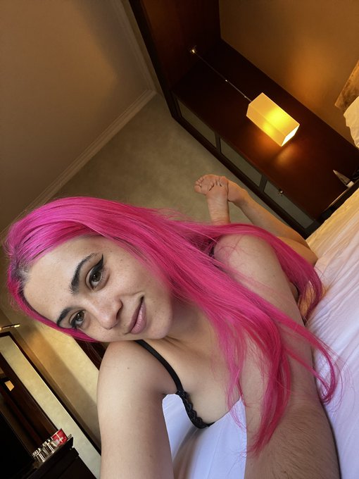 Si quieres hablar conmigo soy muy simpatica en mi pagina privada💋 https://t.co/rPhcEngKP3<a href="/tag/tiktok"class="tags"><span>#tiktok</span></a>