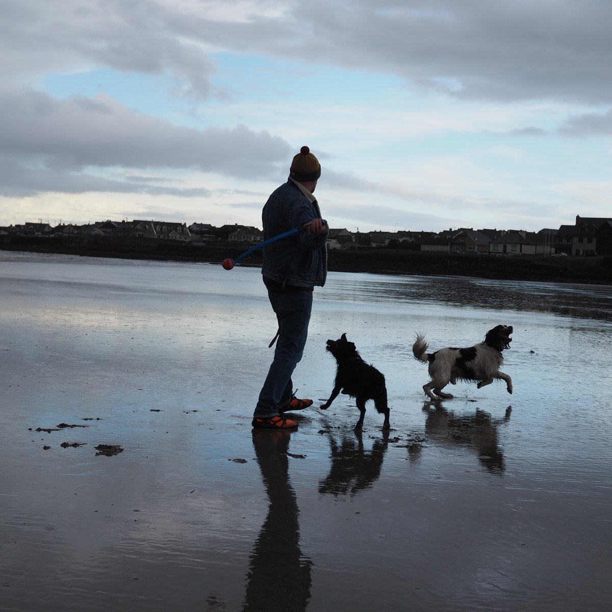 BeardedCandles's tweet image. Twitter World. We some awful news. We were the victims of a terrible scam.  The full story is here and if you can help, share or send good vibes....
gofundme.com/f/the-bearded-…