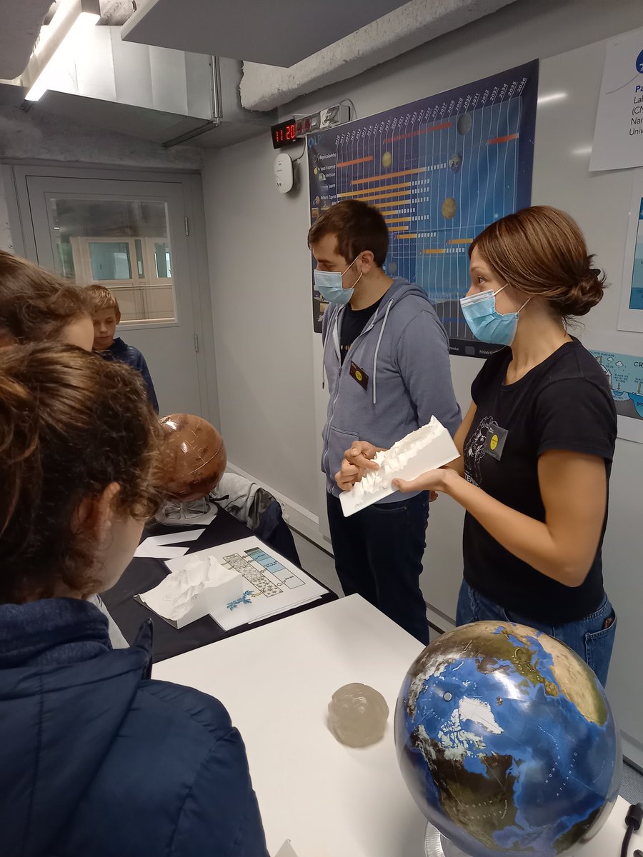 LPG_Lab's tweet image. De beaux moments de partage au Village des Sciences lors de cette #fds2022 ! Un grand merci à tous les visiteurs et aux scientifiques du @LPG_Lab et @UGustaveEiffel !

@NantesUniv @CNRS_dr17