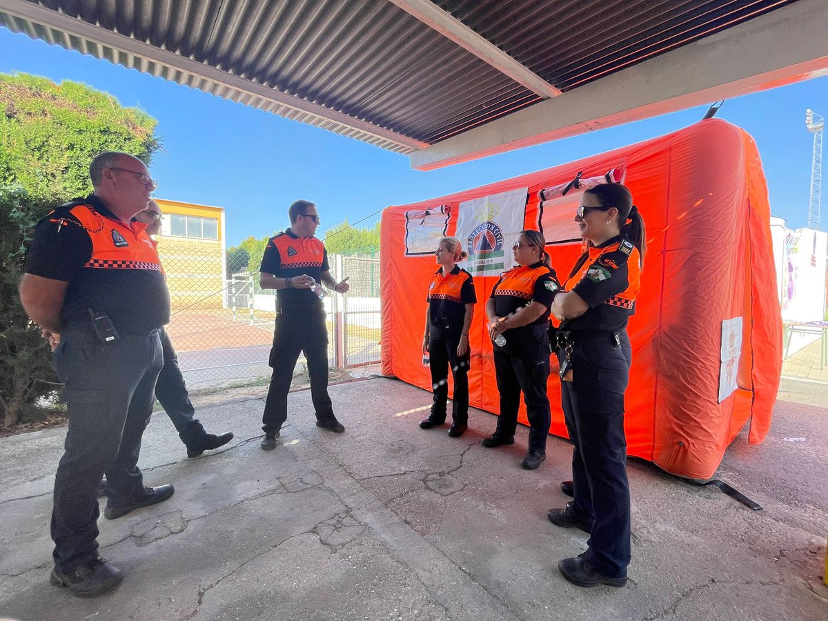 PCMoguer's tweet image. ℹ️Durante este finde hemos dispuesto un dispositivo preventivo con motivo de la celebración del XVII Salón del Manga de Moguer ⛩🇯🇵🆘
#salondelmangademoguer 
#voluntariadodeproteccioncivil