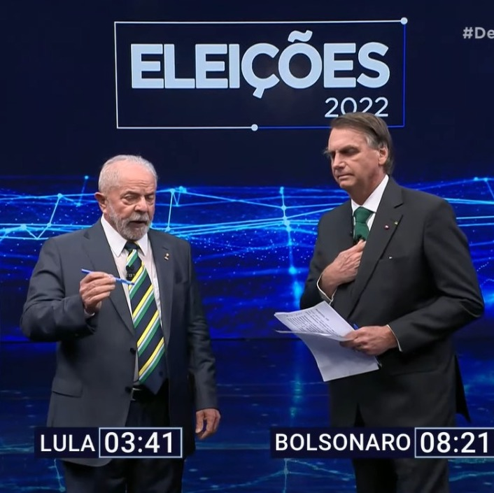 poptime's tweet photo. 🚨 É FALSO que o Governo Lula teve maior desmatamento em comparação com o Governo Bolsonaro.

Áreas desmatadas:
⬆️Bolsonaro - (2018-2022) | 47,0 mil km² 
⬇️Lula - (2003-2010) | 27,8 mil km² 

#DebateNaBand https://t.co/5E8U8ozlxR