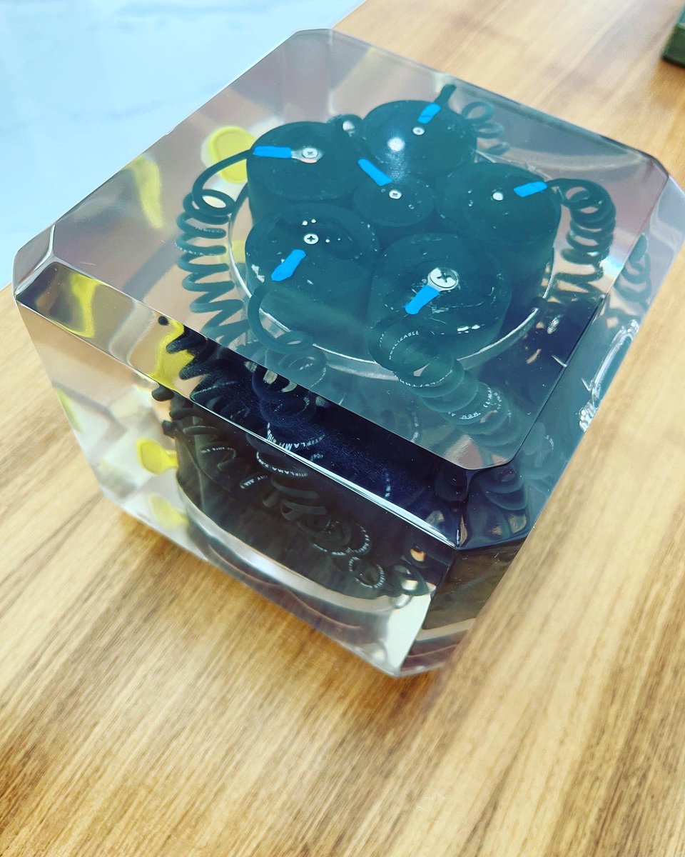 GottiArte's tweet photo. Escultura 🧨Black TNT🧨 19x19x17 cms. #resin #art #artwork #arte #artcollector https://t.co/waLp6l18Rn