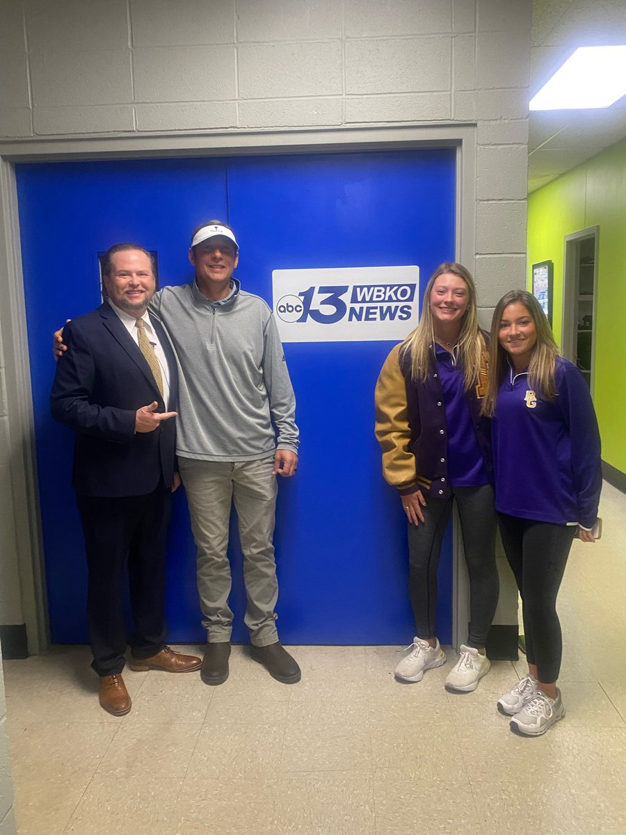 Golfers and a footballer tonight on @wbkosports Connection. @LaurenFloydTV and I sat down with @macy_meisel & @hallie_jo1 ⛳️ @LadyPurplesGolf then we talk Spartans 🏈 with QB1 @ButtonBryce @ESPNRadio1027 @ABC