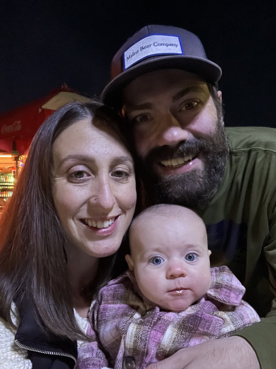 Perfect Fall Sunday- Patriots win and then an awesome drive to Jericho to see some great foliage, dinner at Kate’s food truck and a creemee at Palmer Lane Maple- not to shabby at all! w/ Hazel and <a href="/cmjmoroney/">Caitlin Moroney</a>