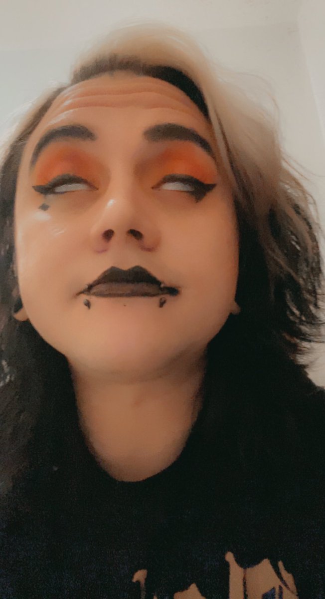 Ultimawaffle's tweet photo. A Halloweenie look to go to a pumpkin patch and get disappointed. Better luck next weekend #goth #gothmakeup #gothstyle #gothguy #makeup #eyemakeup #lipstick #guysinmakeup #cute #halloween #blackandorange #halloweenmakeup #tellmeimpretty https://t.co/f6yDoi9SLN