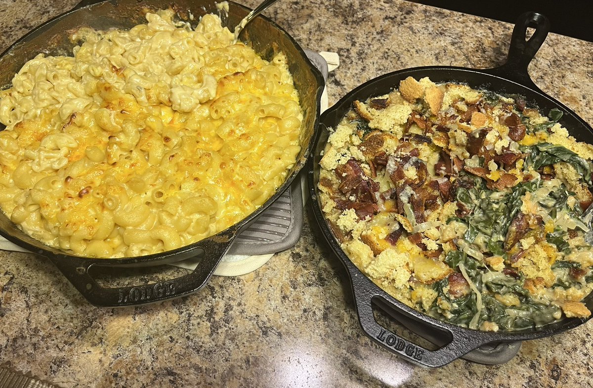 INDStateRex's tweet photo. @LodgeCastIron Nothing better than oven baked Mac &amp; Cheese and Collard Greens Gratin in a Lodge Cast Iron Skillet. Delicious!  @LodgeCastIron https://t.co/HMM6vEV8eU