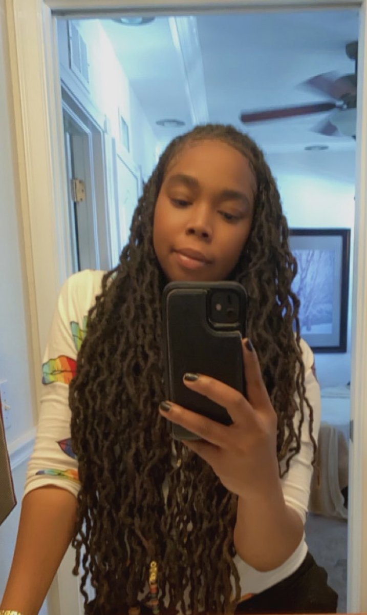 KJay2425's tweet photo. Are we overdue for a loc appreciation thread? Lemme see what y’all workin wit 😍😍😍 https://t.co/FTDg5zKkcK