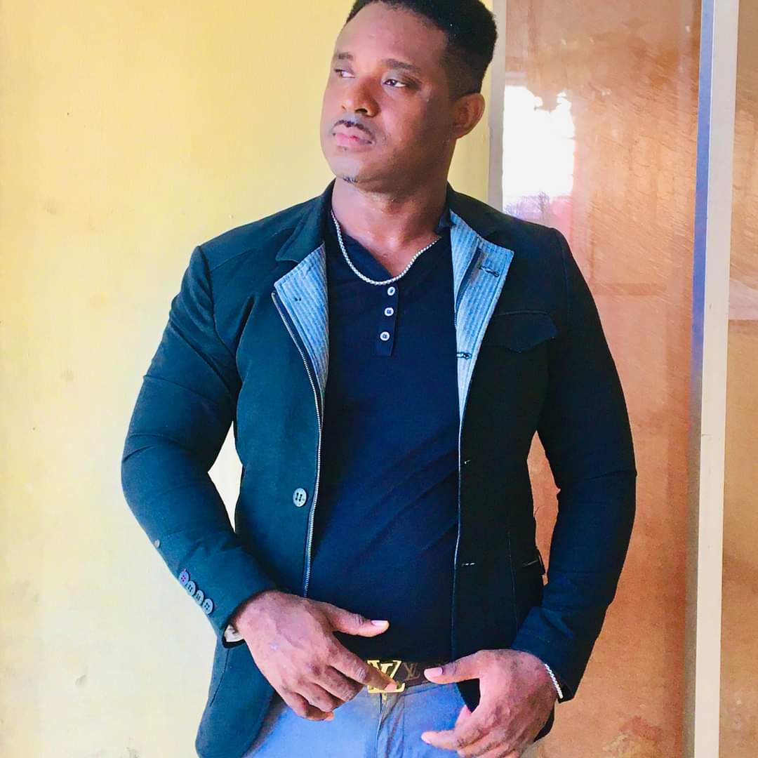 djdmix3's tweet photo. #NewProfilePic https://t.co/BNh2K1xFTo