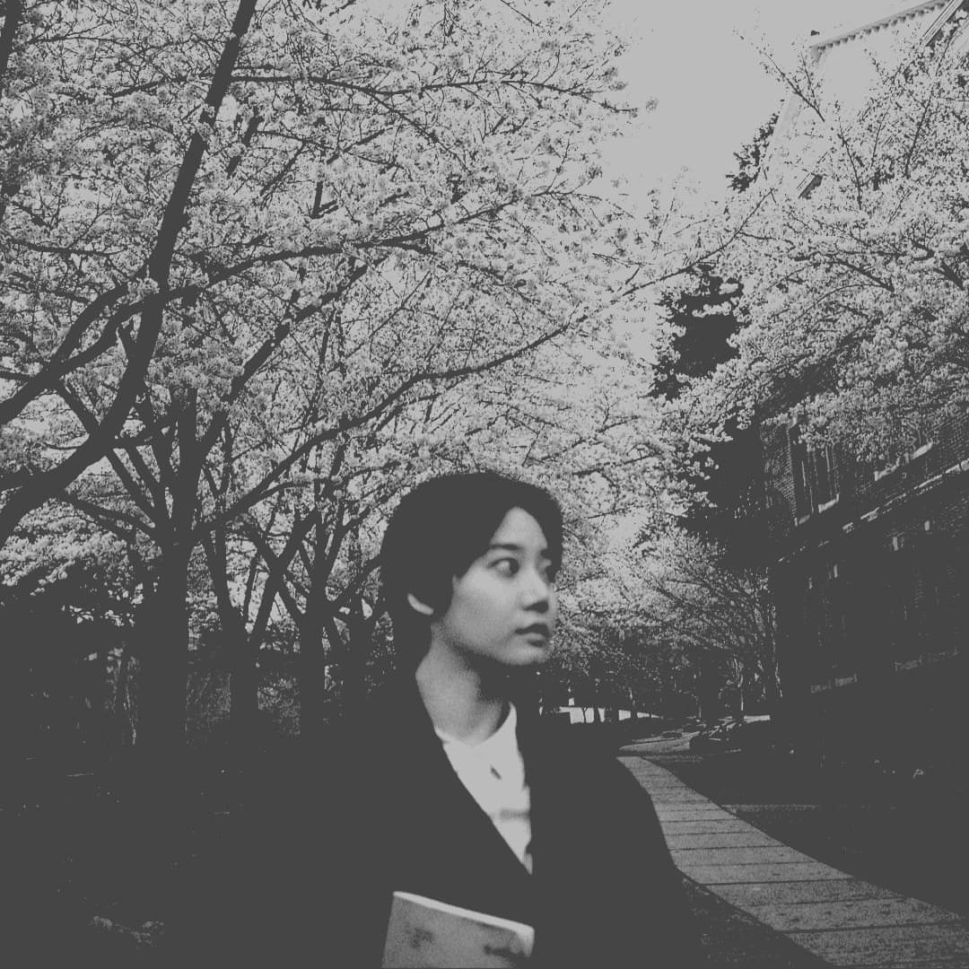 h_holies's tweet photo. thinking if misoo is still with us, she'd be there at the concert too :(( i just know she's happy seeing the girls happy and together again <33😢 https://t.co/cDr56JDwAb