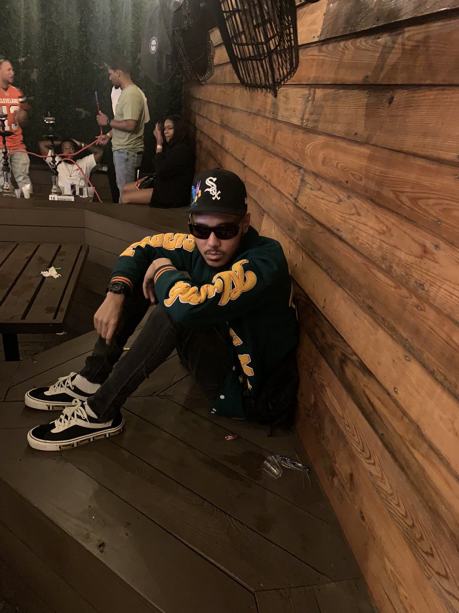 RealBrickYoung's tweet photo. Late nights https://t.co/N9hfVTKcdE