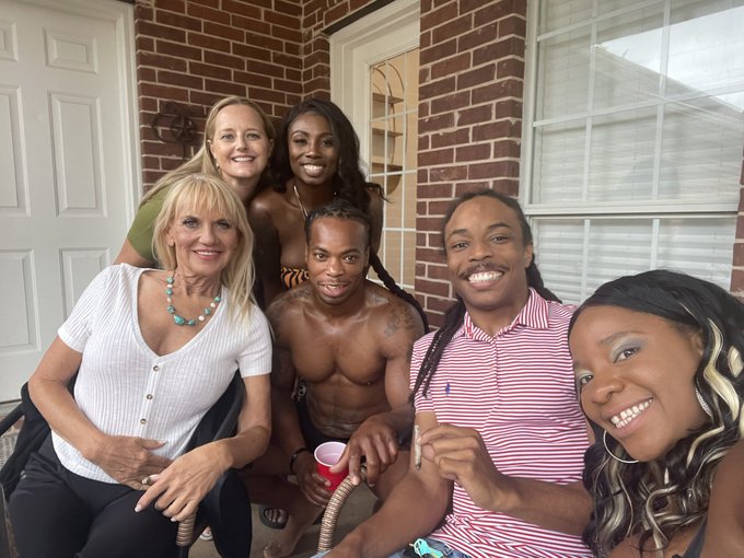 Good Times &amp; Great Vibez &hellip; Salute 2 @girlwspadetatoo @demondickjay2 @PresleyStClaire @Lyricskyxx @VeeSmilez<a class="tags" href="/tag/girlwspadetatoo">@girlwspadetatoo</a><a href="/tag/adult"class="tags"><span>#adult</span></a><a href="/tag/sexuality"class="tags"><span>#sexuality</span></a><a href="/tag/digitalmedia"class="tags"><span>#digitalmedia</span></a><a href="/tag/contentcreat"class="tags"><span>#contentcreat</span></a>