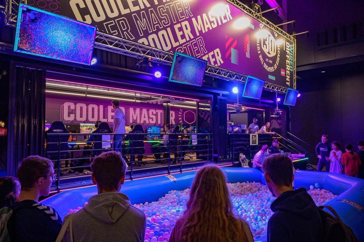 Cooler Master NL tweet media