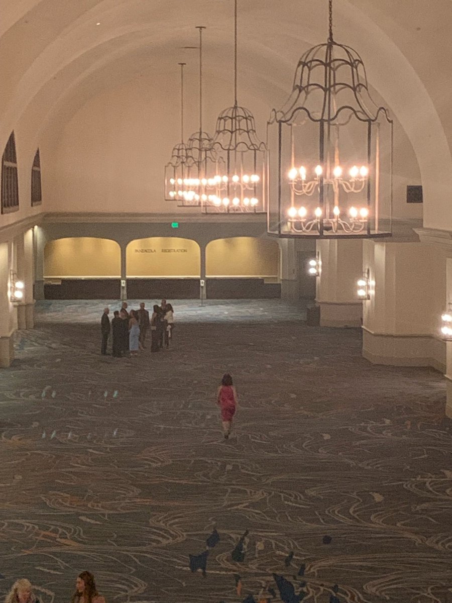 CarloDiLorenzo1's tweet photo. And just like that #NASPGHAN22 is over. More evidence that this is the Best Damn Society In The Land.For me the meeting was made even more special by having my extended family there and by the outpouring of love I received by so many of you. From the bottom of my heart:THANK YOU! https://t.co/eaezqLPDcx