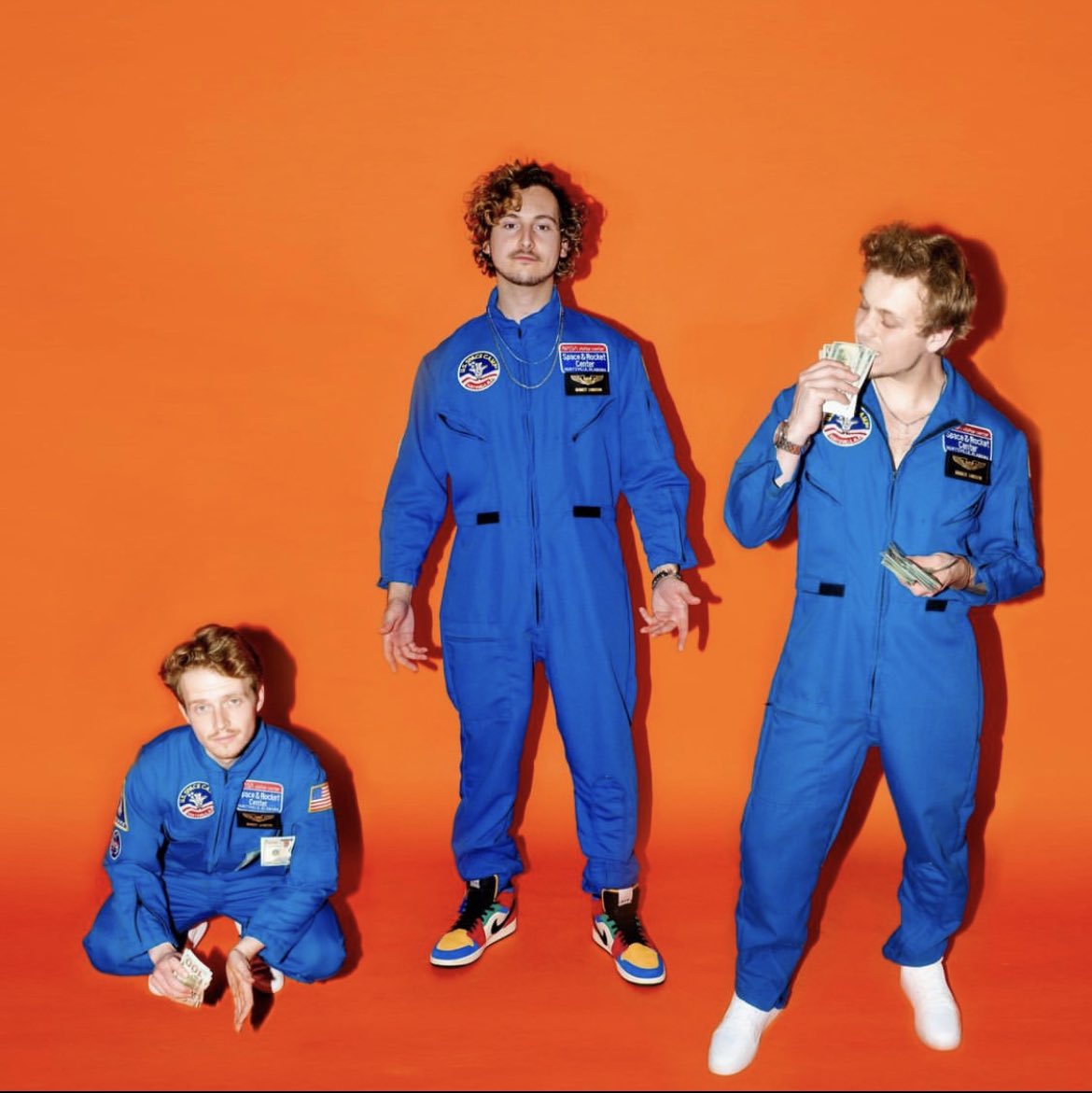 Them Fantasies joins the Making Strides lineup!

<a href="/them_fantasies/">Them Fantasies</a> is an LA based Alternative Pop + Funk trio that emphasizes on playing “the sauce.” They were featured in 2022 Academy Awards. 

Don’t miss your opportunity to hear “the sauce.” Sign up for MSABC Santa Monica today!