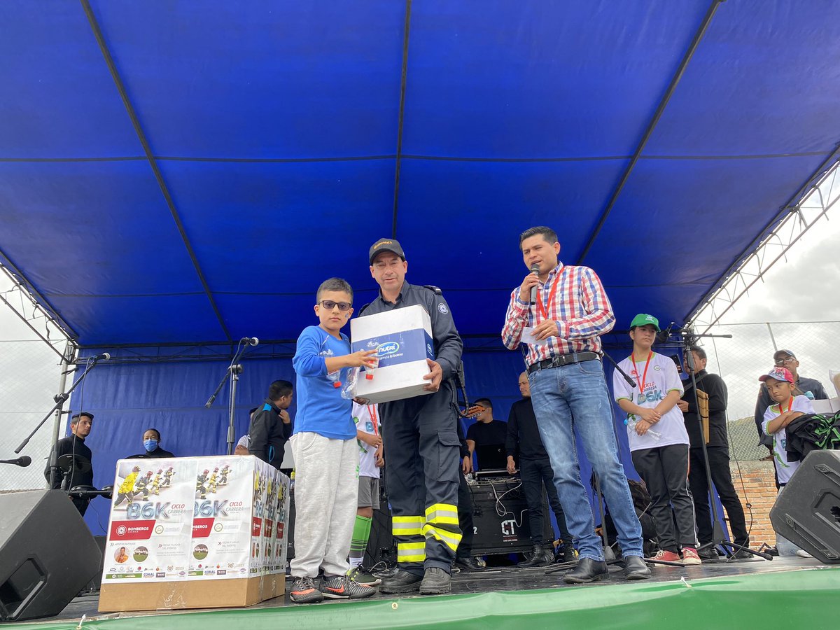 En este año, contamos con la participación del grupo musical Sayani y Máximo Escaleras. 

Además, sorteamos premios gracias a nuestros auspiciantes: Cooperativa JEP, Coral Hipermercados, Rialto, Embutidos La Italiana, Fit Lab, Continental, Nutri, Cristo del Consuelo…