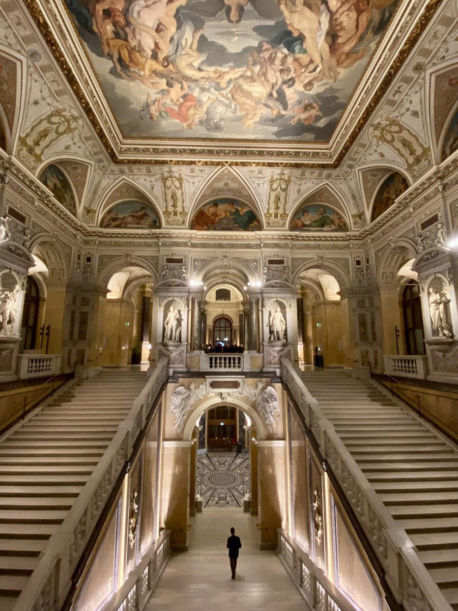 Definitely one of the fanciest dinner invites I ever got… thanks #ECNP2022 #nightatthemusem #vienna