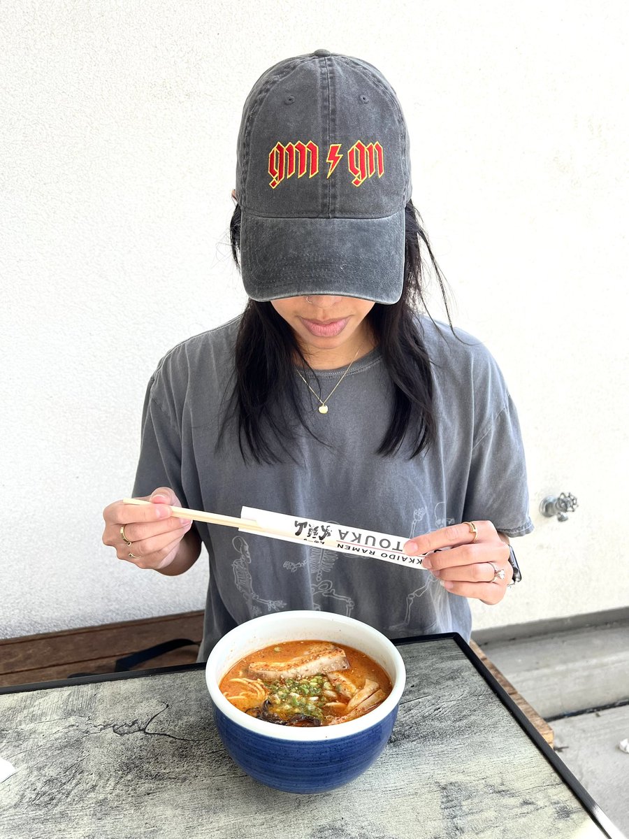 vanidha_l's tweet photo. @DegenToonz Can’t beat lazy Sundays with a bowl of 🍜 -- rocking my #GMGNApparel ⚡️ https://t.co/dcVwFkVRm4