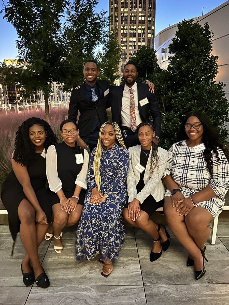 RuthlessMarque's tweet photo. Gate City Bar Association &amp; Georgia Association of Black Women Attorneys Black Law Student Retreat. Good times 📚 https://t.co/GiYLtVf8iR