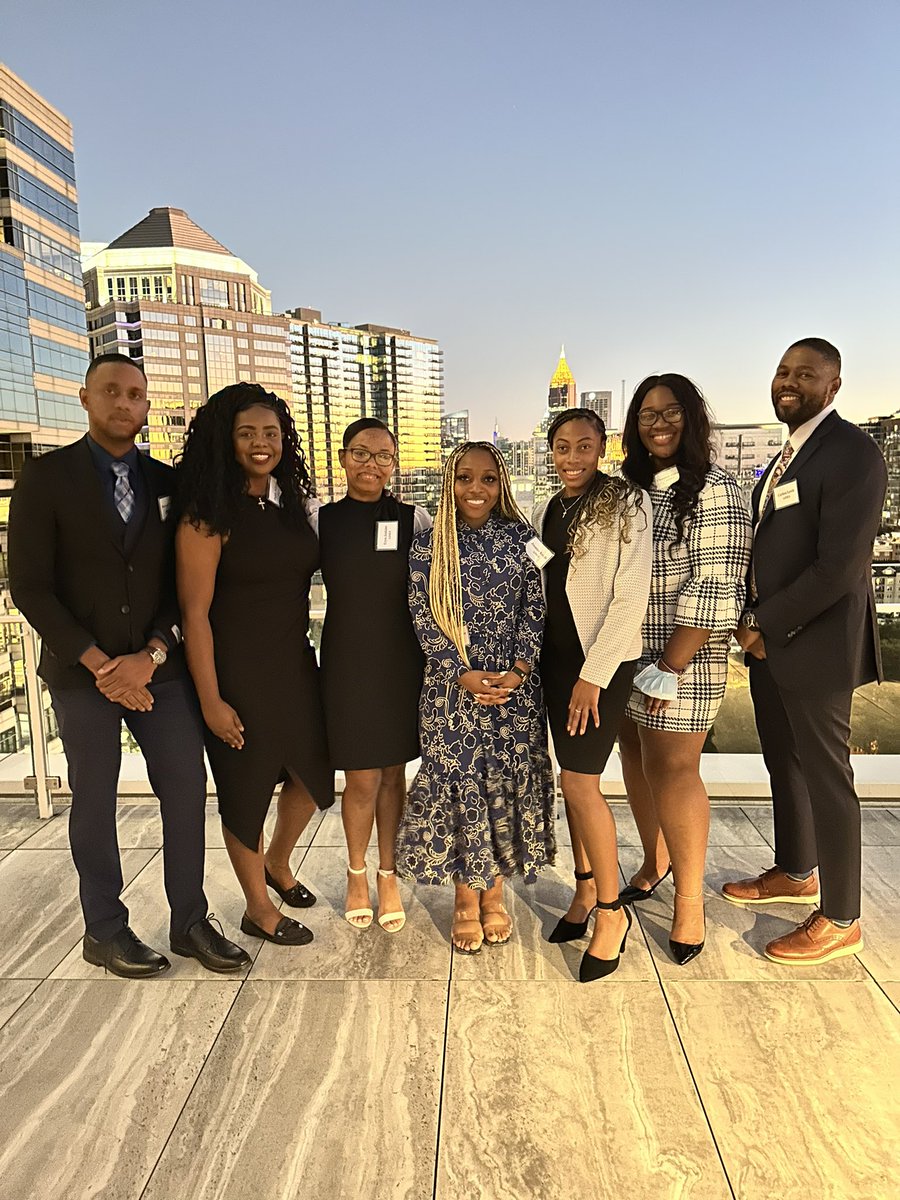 RuthlessMarque's tweet photo. Gate City Bar Association &amp; Georgia Association of Black Women Attorneys Black Law Student Retreat. Good times 📚 https://t.co/GiYLtVf8iR