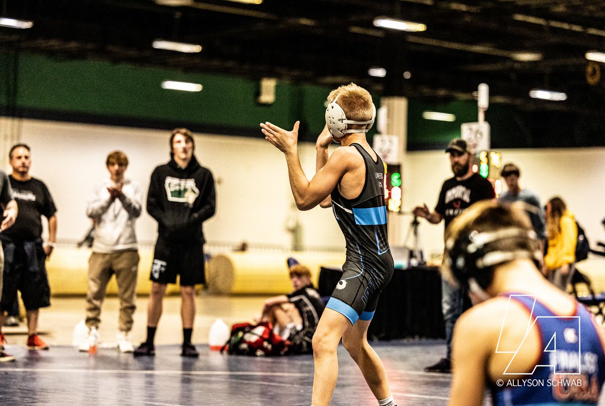IAwrestle's tweet photo. Gavin Landers = Super 32 Champ https://t.co/UdCO58RTAf