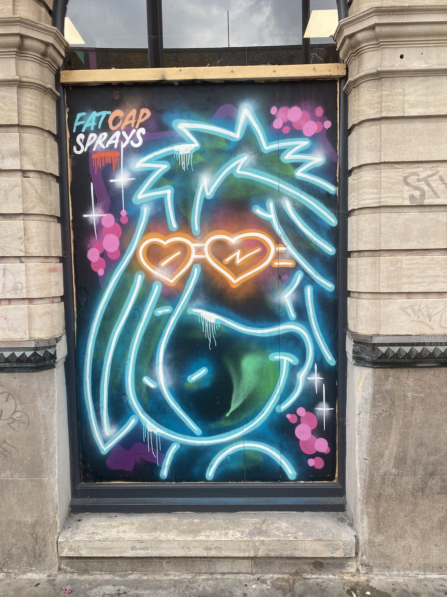 lovestreetart22's tweet photo. Another beauty by Fat Cap Sprays in Dalston, Hackney.
#StreetArt #FatCapSprays #London https://t.co/DwRBenioOQ