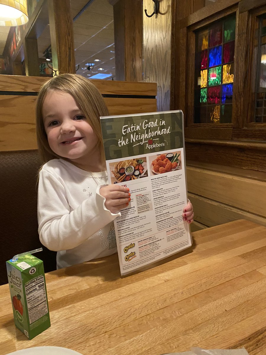 Kim_Brady21's tweet photo. Thanks to @walkerhayes hit song, P wanted to go to @Applebees to celebrate turning 4 tomorrow! https://t.co/bywSz3XMBx
